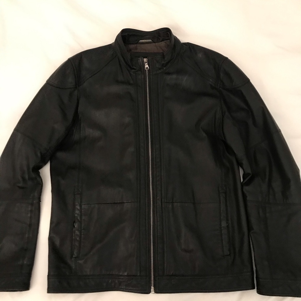 SOLD Hugo Boss Men’s Leather Jacket - Picture 2 of 5